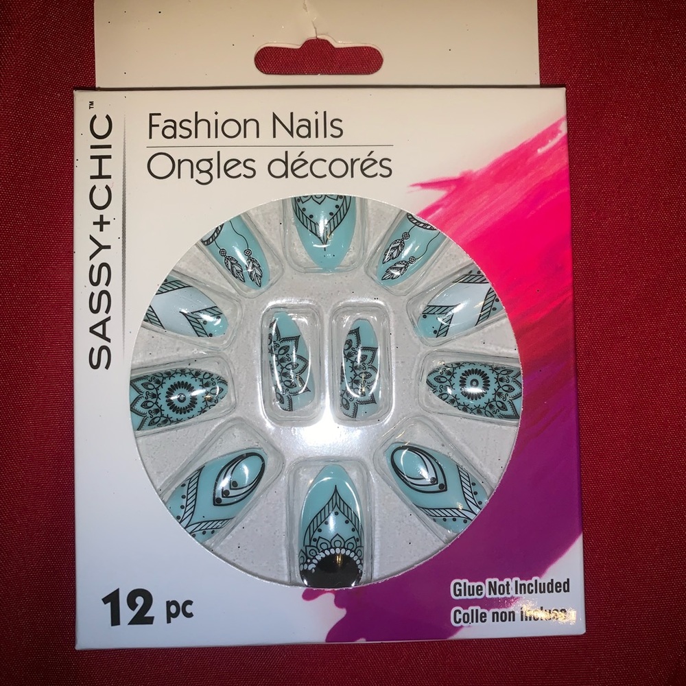 Fake nails 💙💙